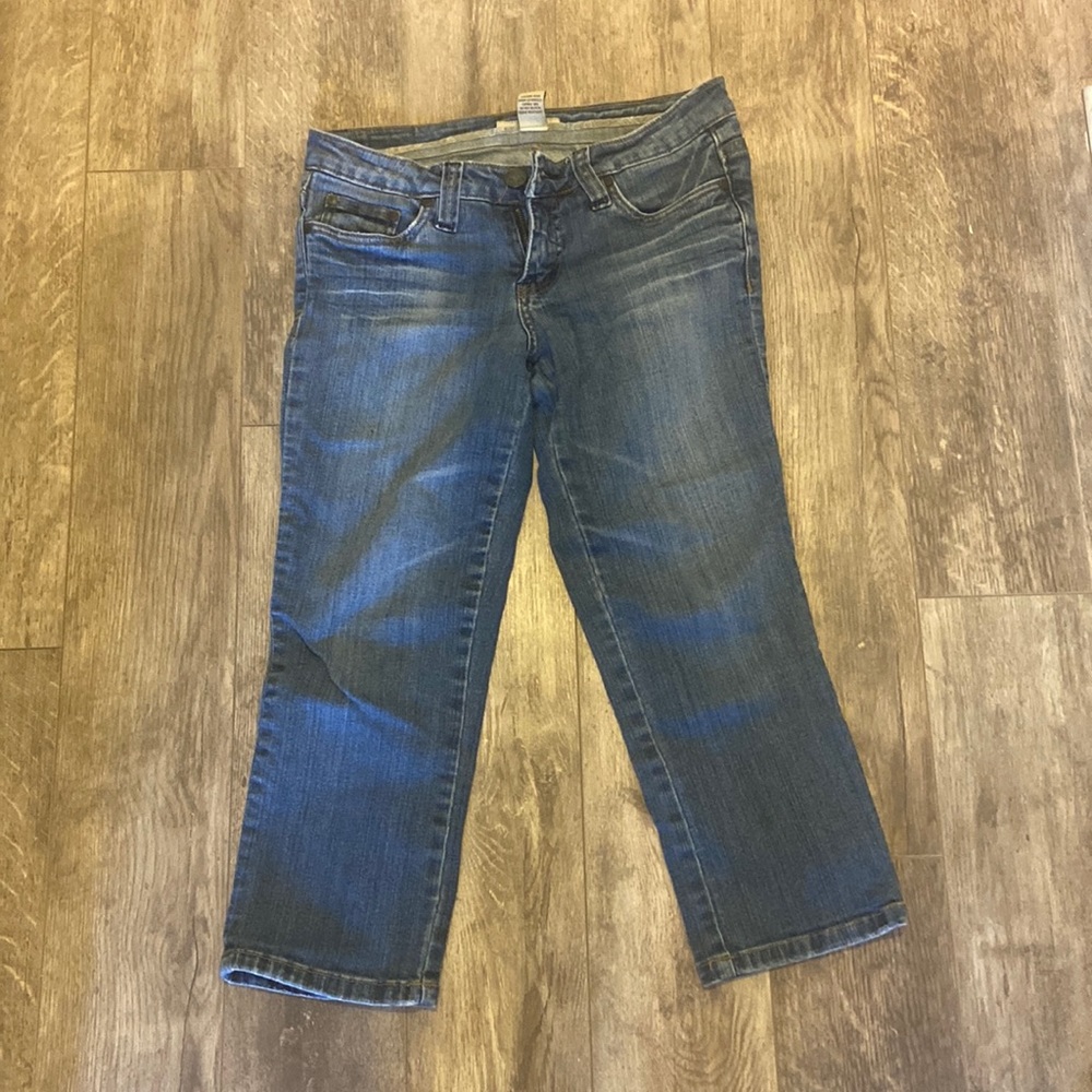 Refuge. Size 5 denim capri pants